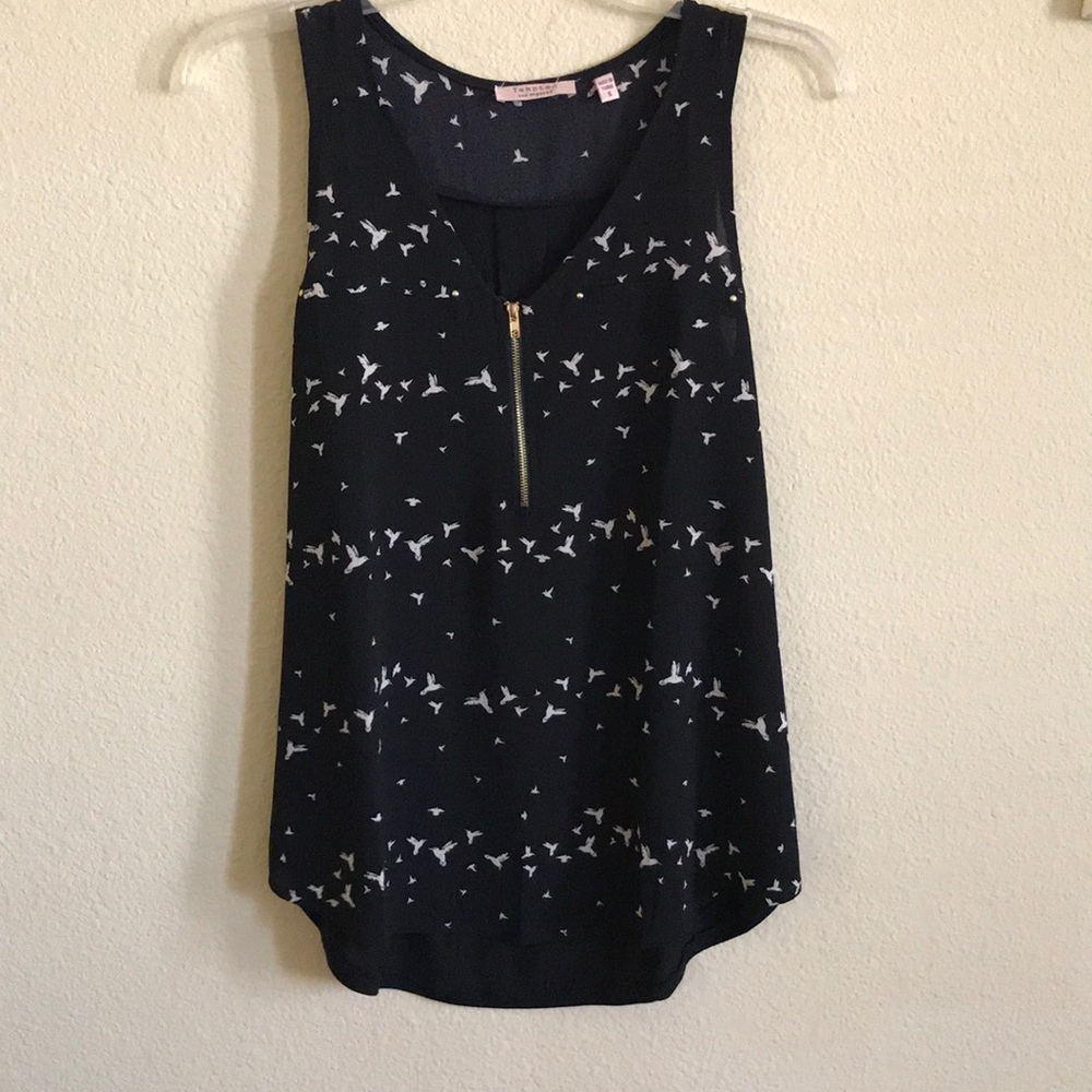 Sleeveless Shirt